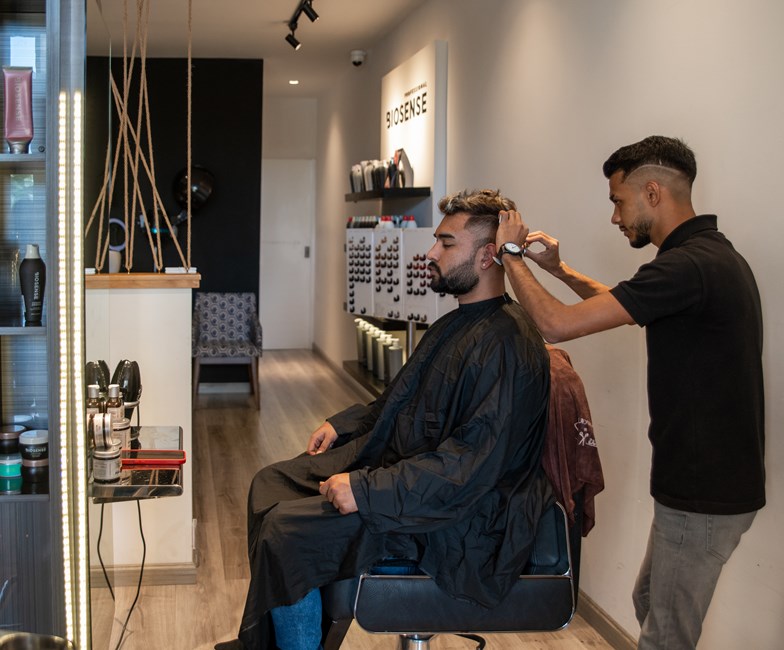 Hairporium by Julius Scissor