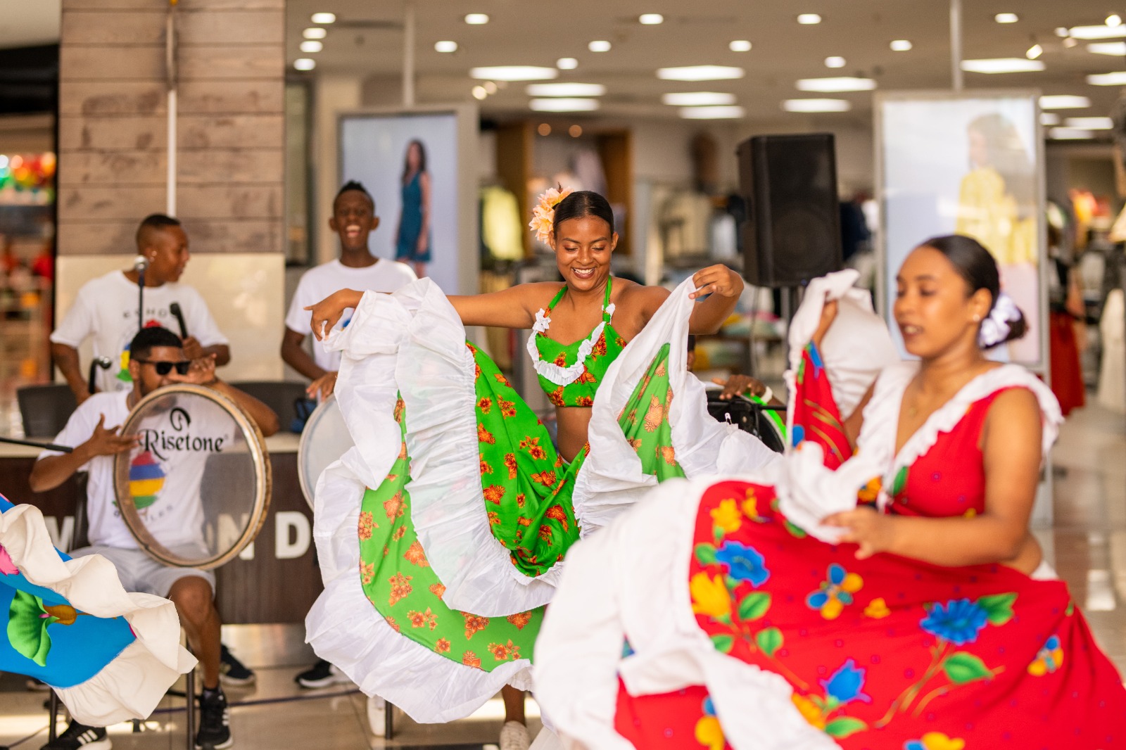 A409a061 Acac 43B2 9Ffd 2Cd14fb5ce49