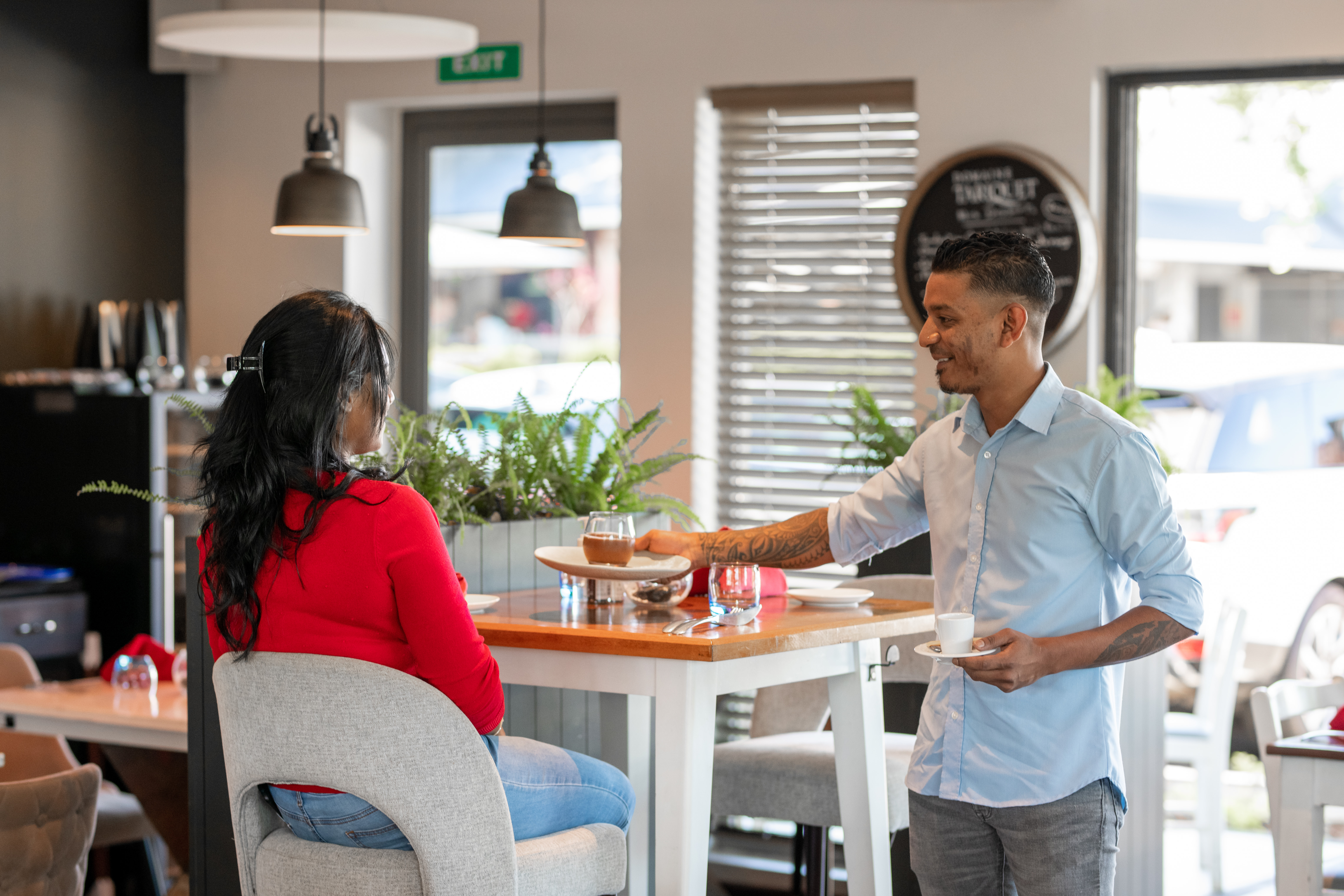 Les Allées Shops & Restaurants in Moka