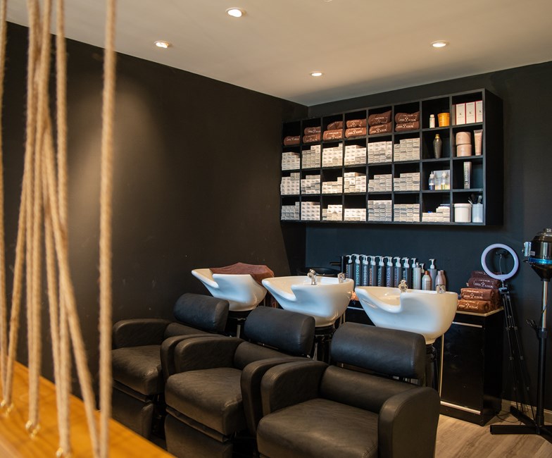 Hairporium by Julius Scissor