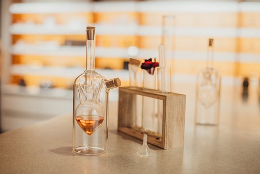 Atelier Galimard, creating your own perfume in Mauritius
